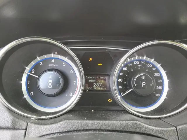 2011 HYUNDAI SONATA SE  