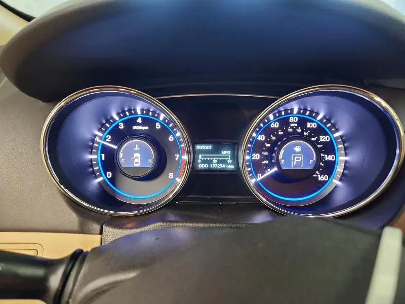 2013 HYUNDAI SONATA GLS  