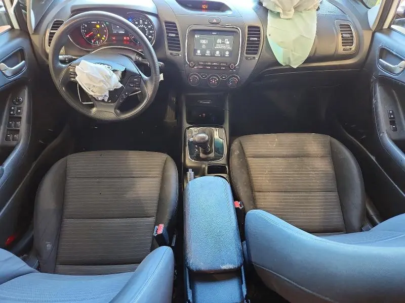 2018 KIA FORTE LX  