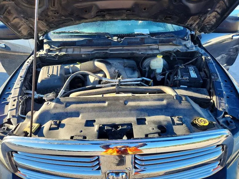 2013 RAM 1500 SLT  