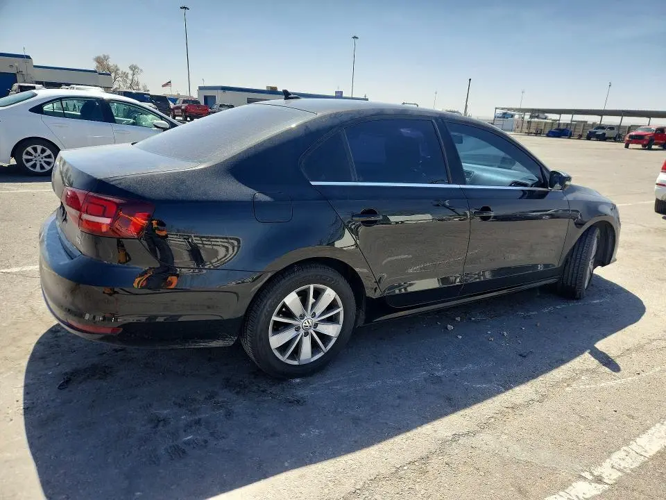 2016 VOLKSWAGEN JETTA SE  
