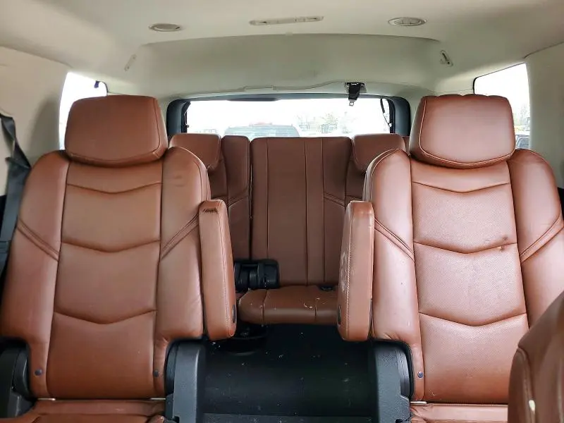 2019 CADILLAC ESCALADE LUXURY  