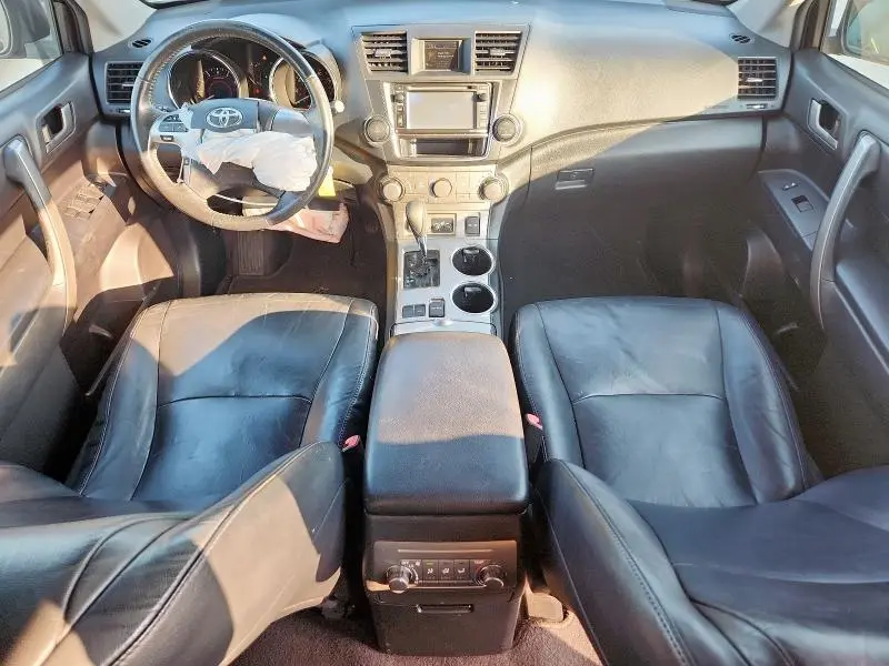 2013 TOYOTA HIGHLANDER BASE  