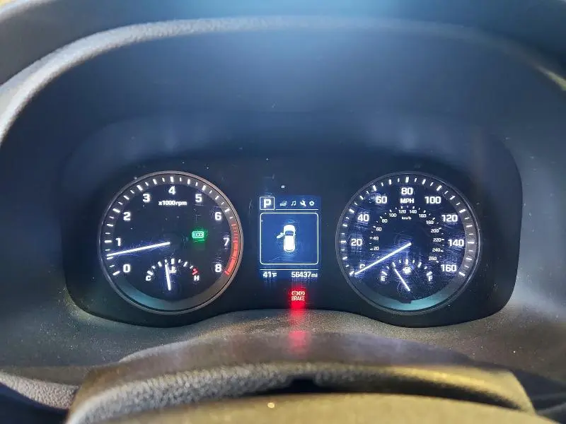 2016 HYUNDAI TUCSON SE  