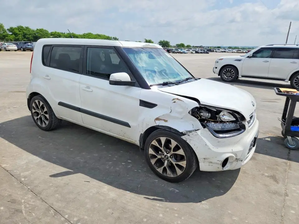 2013 KIA SOUL   