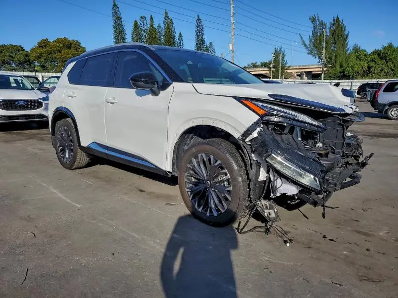 2025 NISSAN ROGUE PLATINUM  