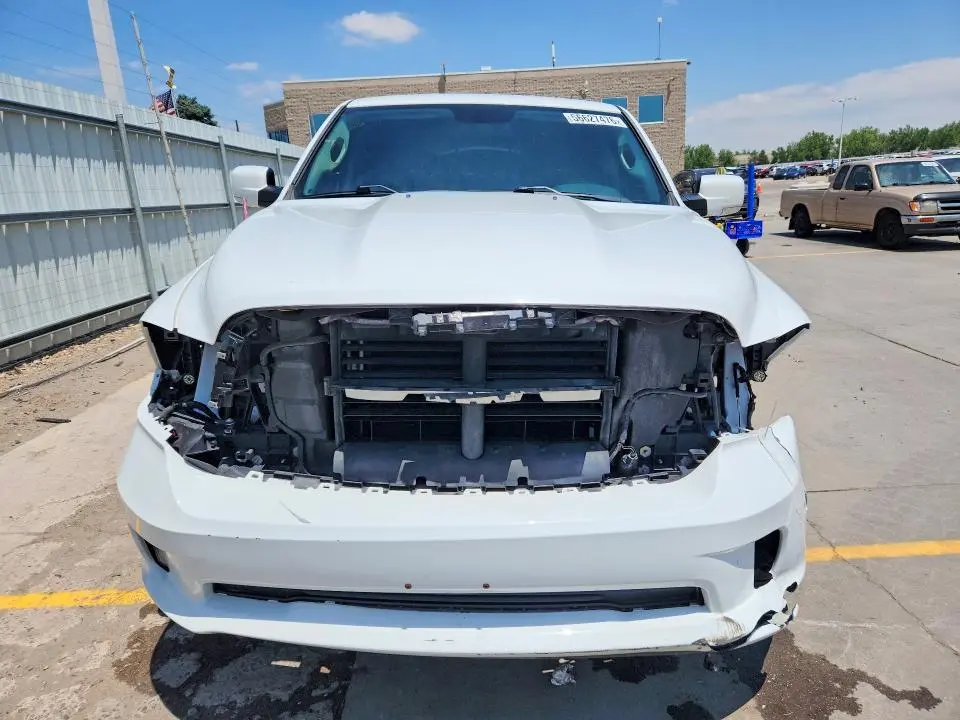2016 RAM 1500 SPORT  