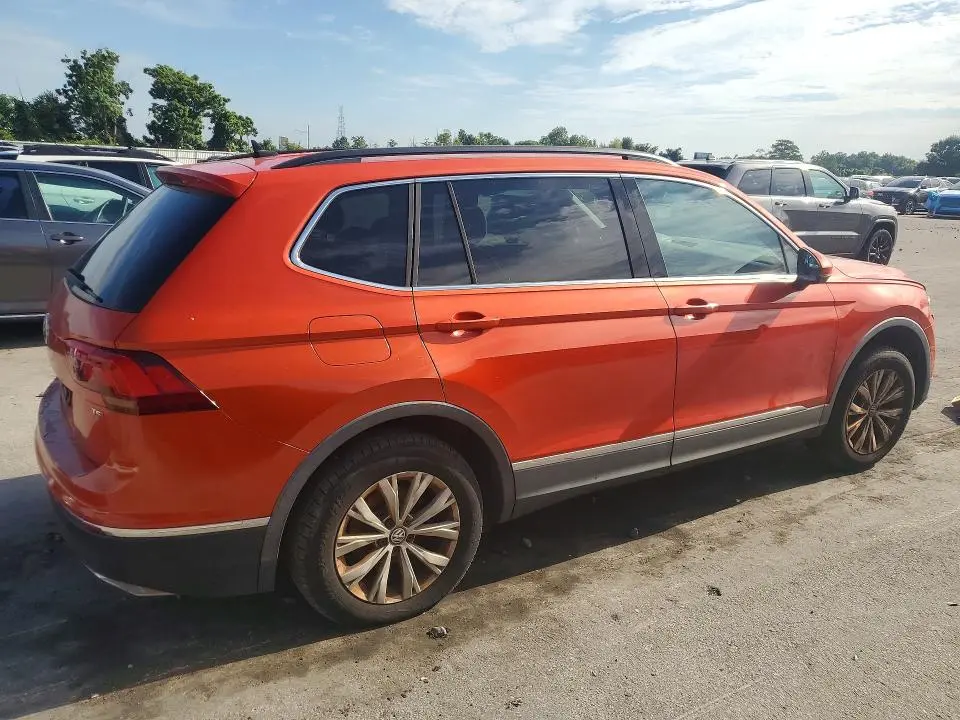 2018 VOLKSWAGEN TIGUAN SE  