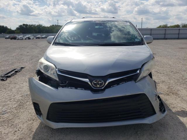 2020 TOYOTA SIENNA LE