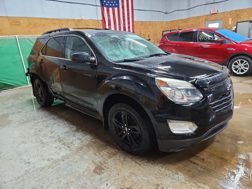 2017 CHEVROLET EQUINOX LT  