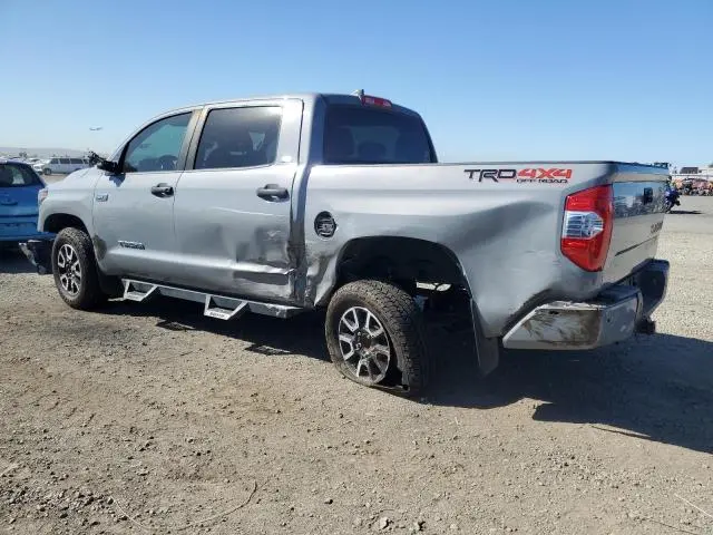 2020 TOYOTA TUNDRA CREWMAX SR5  