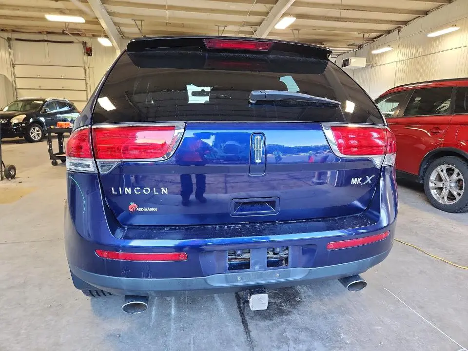 2011 LINCOLN MKX   
