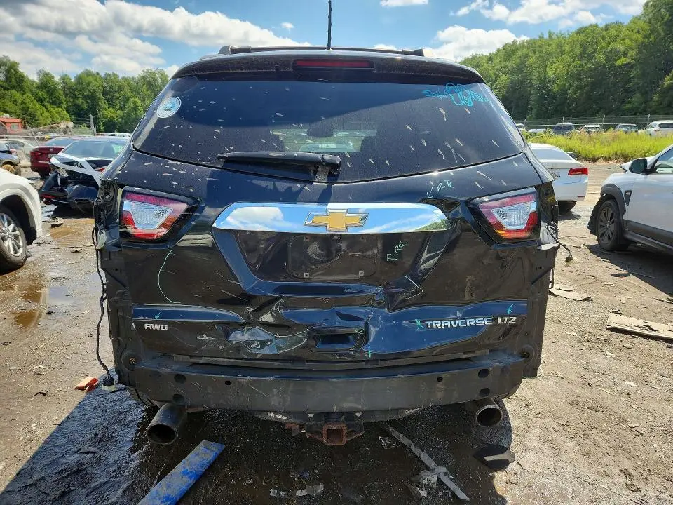 2015 CHEVROLET TRAVERSE LTZ  