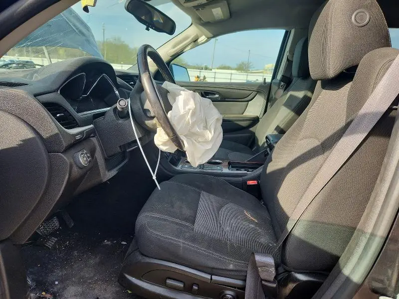 2013 CHEVROLET TRAVERSE LT  