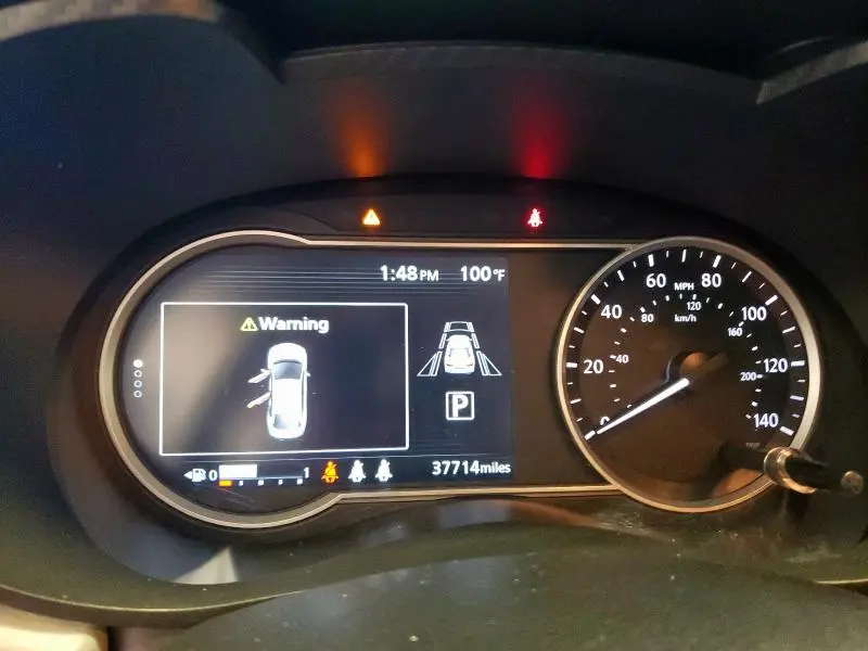 2022 NISSAN VERSA SV  