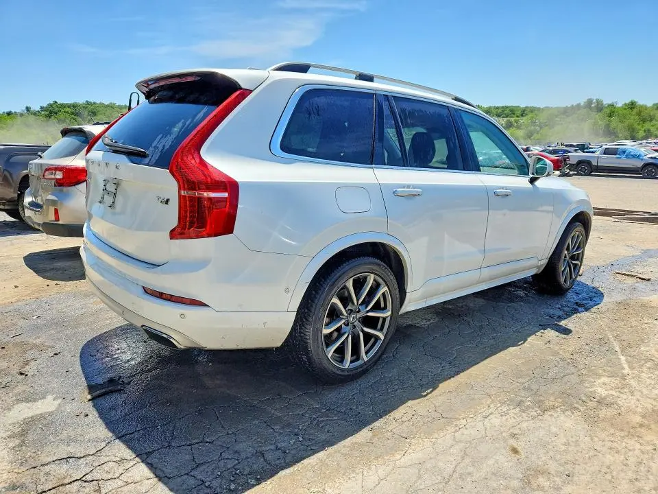 2019 VOLVO XC90 T6 MOMENTUM  