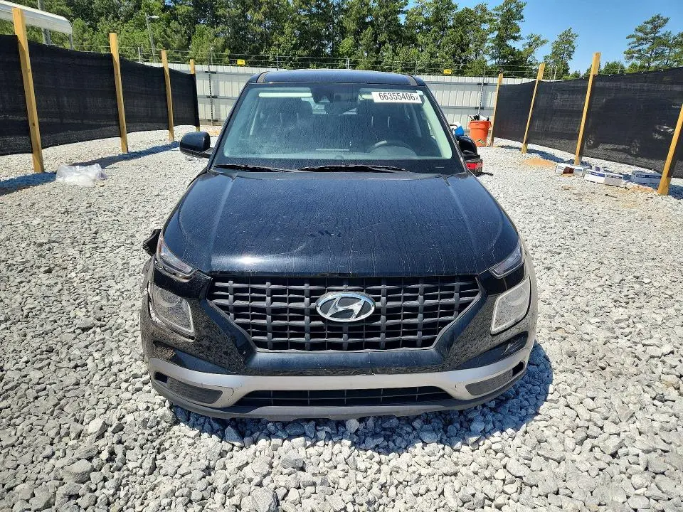 2022 HYUNDAI VENUE SE  