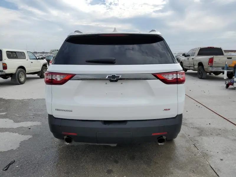 2018 CHEVROLET TRAVERSE RS  
