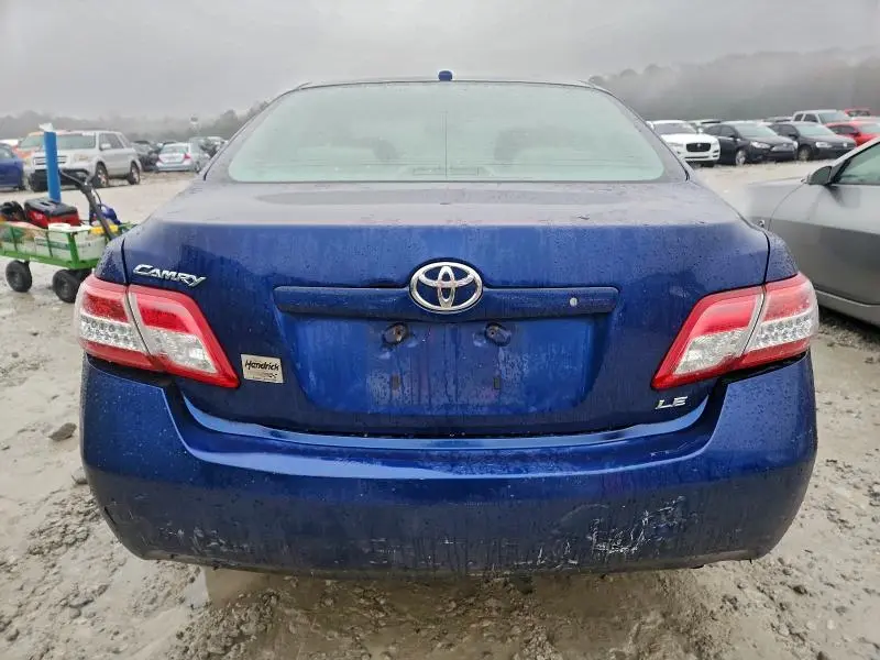 2011 TOYOTA CAMRY BASE  