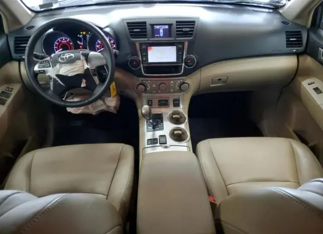 2013 TOYOTA HIGHLANDER BASE  