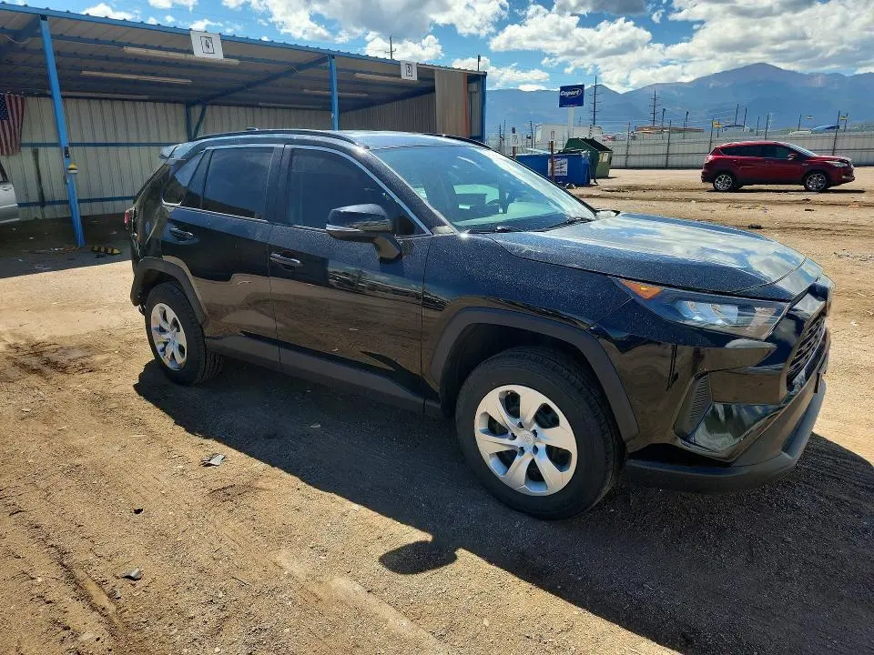 2021 TOYOTA RAV4 LE  