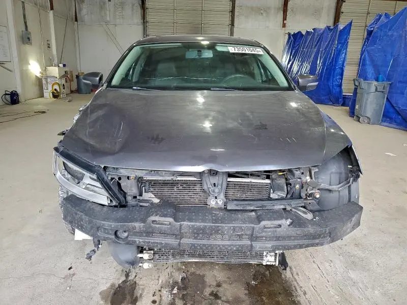 2011 VOLKSWAGEN JETTA SEL  