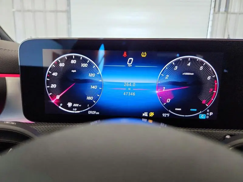2025 MERCEDES-BENZ CLA 250  