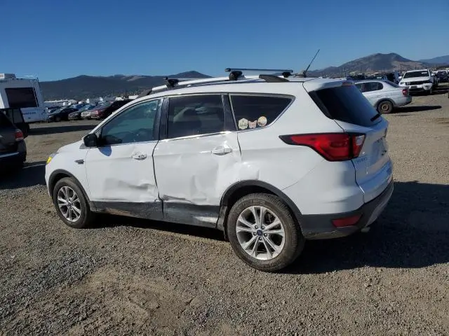 2019 FORD ESCAPE SE  