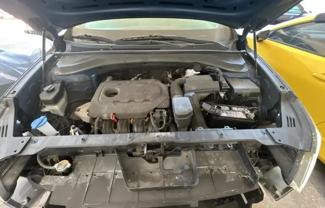 2019 HYUNDAI SANTA FE SE  