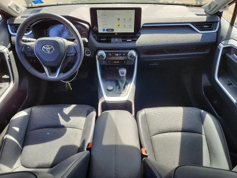 2025 TOYOTA RAV4 LIMITED  