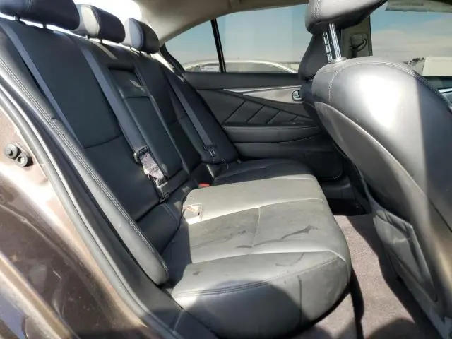 2016 INFINITI Q50 BASE