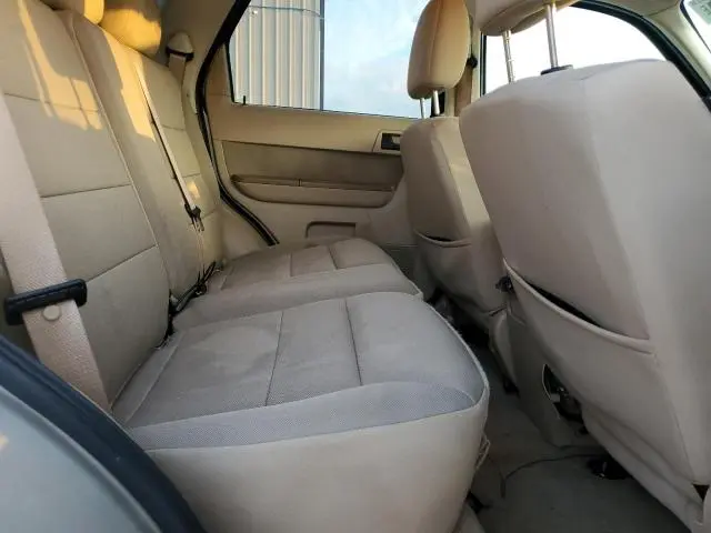 2011 FORD ESCAPE XLT  