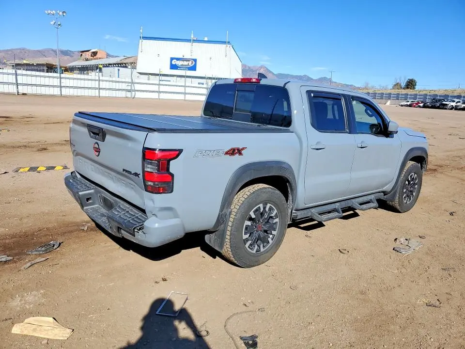 2024 NISSAN FRONTIER PRO-4X  