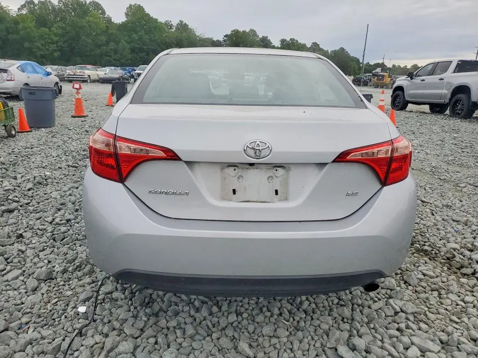 2018 TOYOTA COROLLA LE  