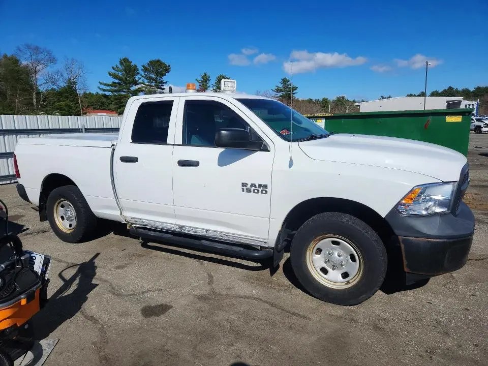 2013 RAM 1500 ST  