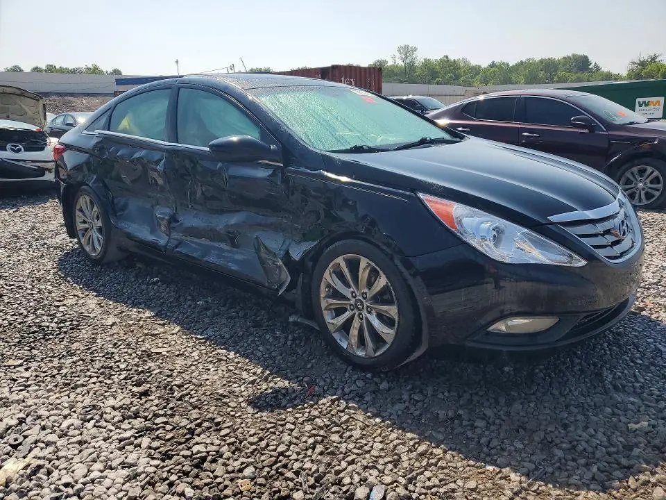 2013 HYUNDAI SONATA SE  