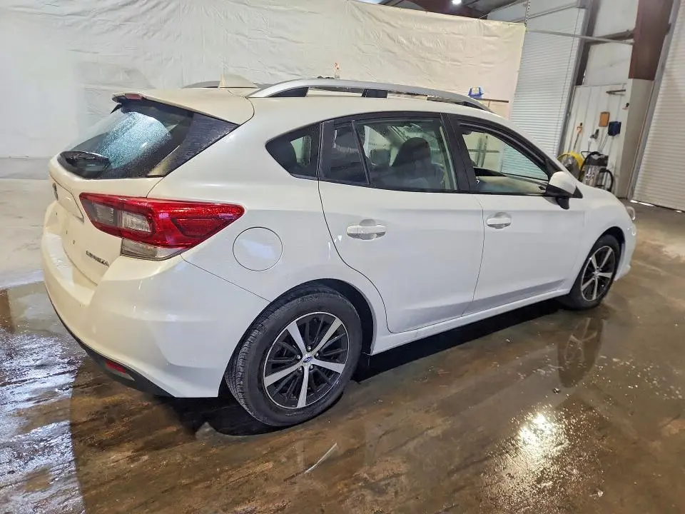 2022 SUBARU IMPREZA PREMIUM  