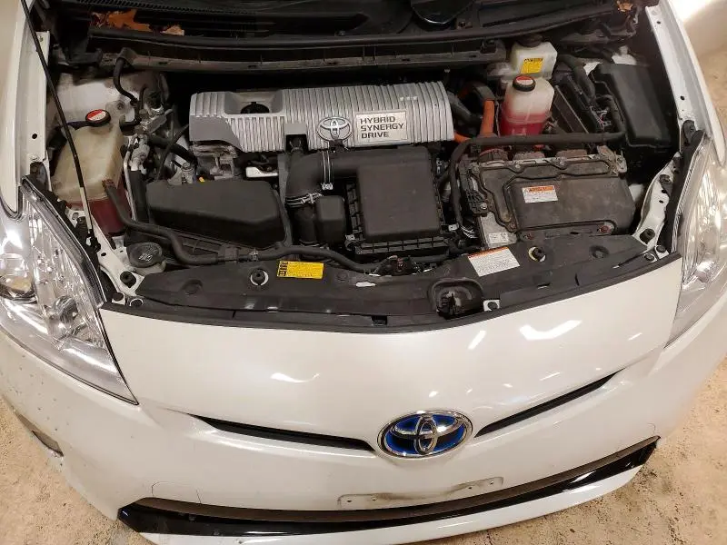 2015 TOYOTA PRIUS   