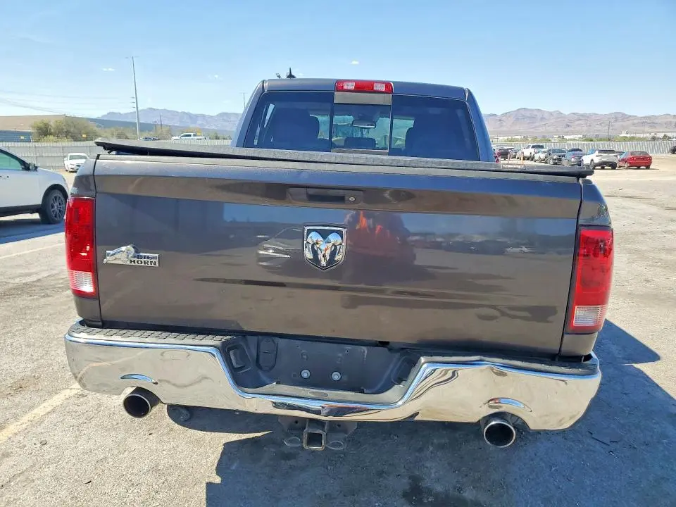 2014 RAM 1500 SLT  