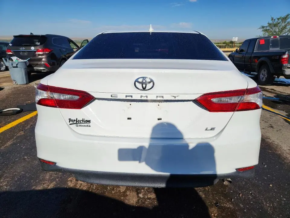 2019 TOYOTA CAMRY LE  