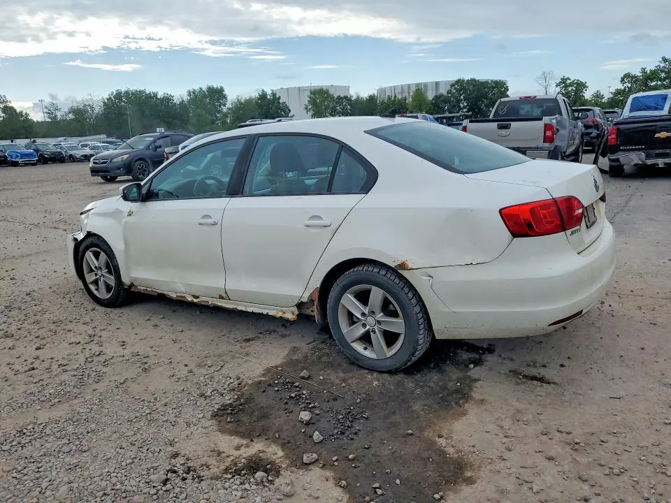 2011 VOLKSWAGEN JETTA TDI  