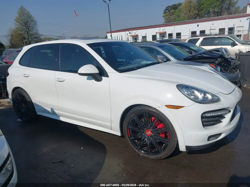 2013 PORSCHE CAYENNE GTS
