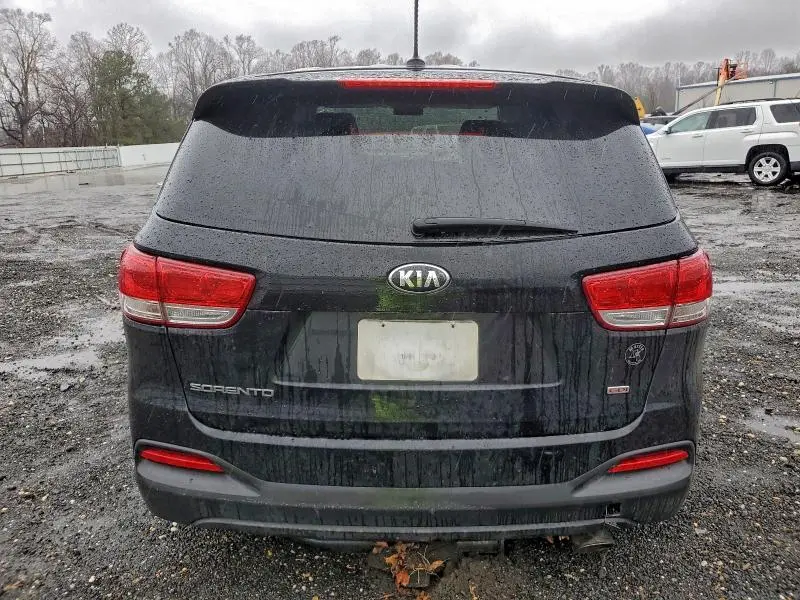 2016 KIA SORENTO LX  