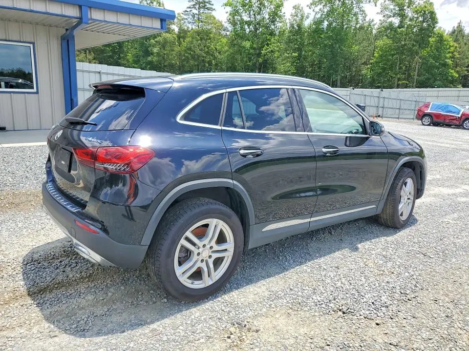 2021 MERCEDES-BENZ GLA 250 4MATIC  
