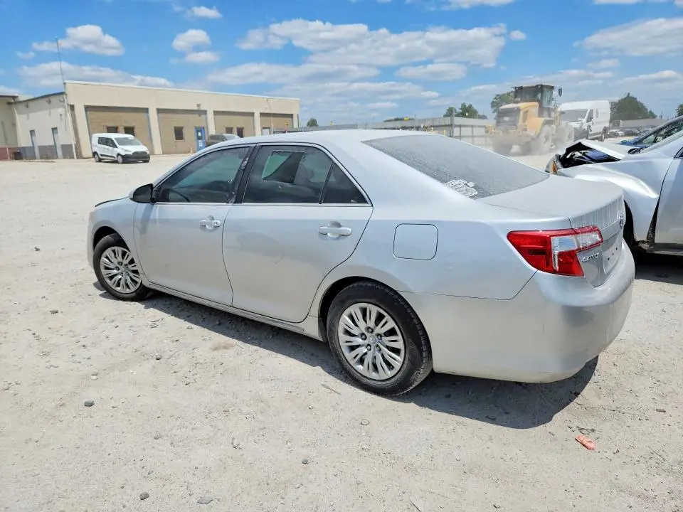 2014 TOYOTA CAMRY LE  