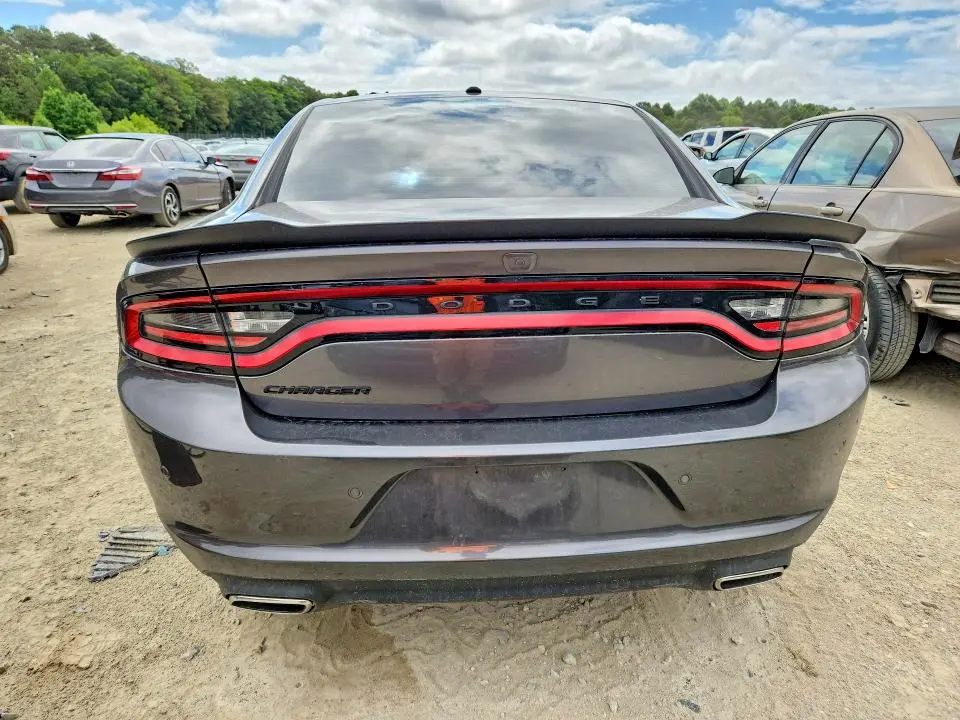 2022 DODGE CHARGER SXT  