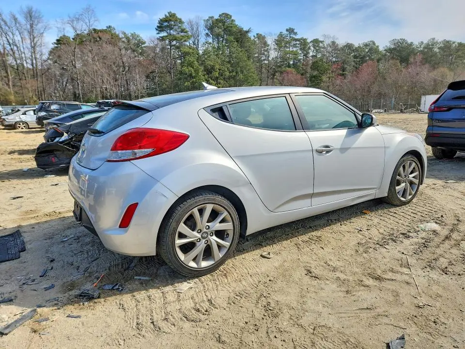 2017 HYUNDAI VELOSTER BASE  