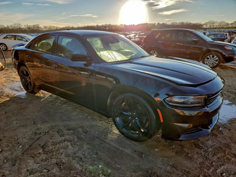 2016 DODGE CHARGER SXT  