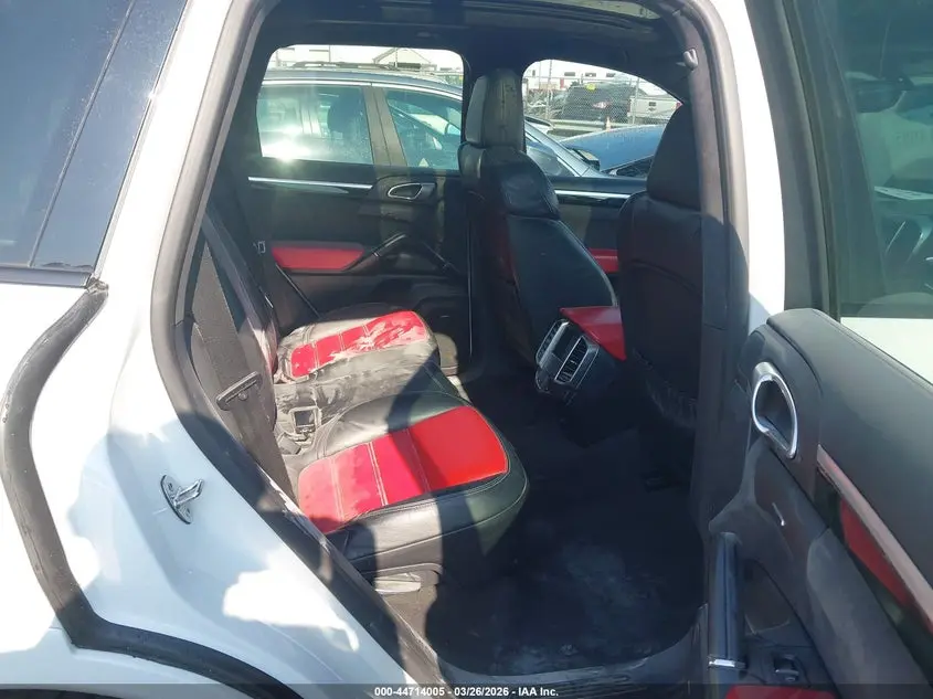 2013 PORSCHE CAYENNE GTS
