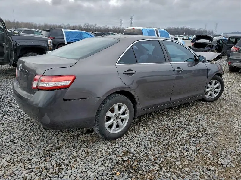 2011 TOYOTA CAMRY LE  